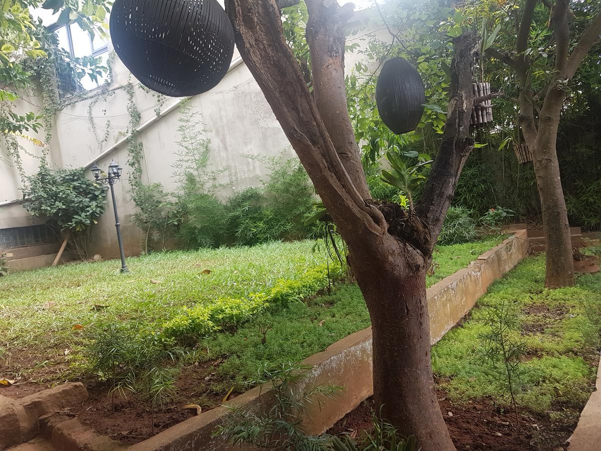 Hotel La Casa Di Luna Antananarivo Dış mekan fotoğraf